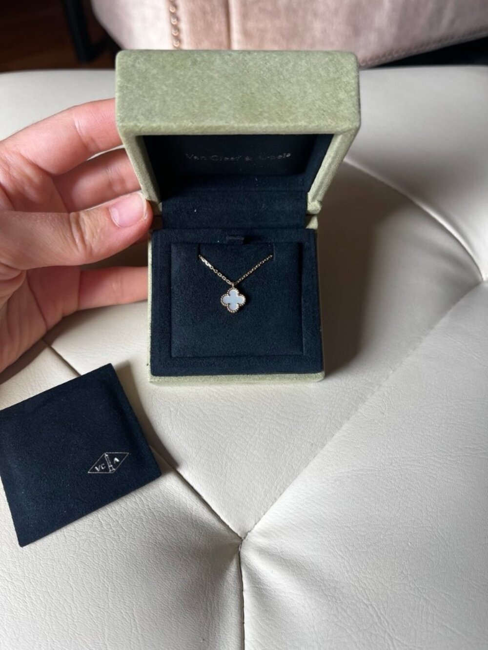 Van Cleef & Arpels VCA Pendant Box - New